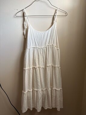 SHEIN White Textured Tiered Dress